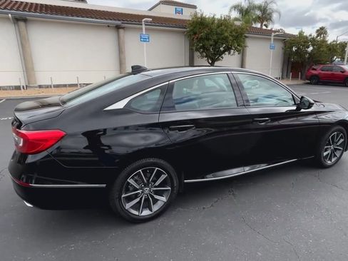 Used 2021 Honda Accord EX-L image 9