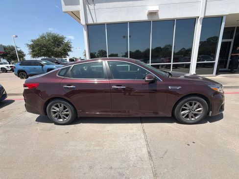 Used 2020 Kia Optima LX FWD image 5