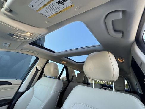 Used 2017 Mercedes-Benz GLE 350 4MATIC image 25