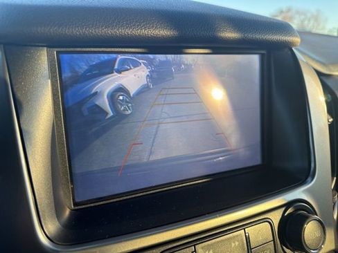 Used 2018 Chevrolet Tahoe LS image 17