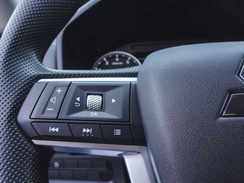 New 2026 Mitsubishi Outlander ES image 23