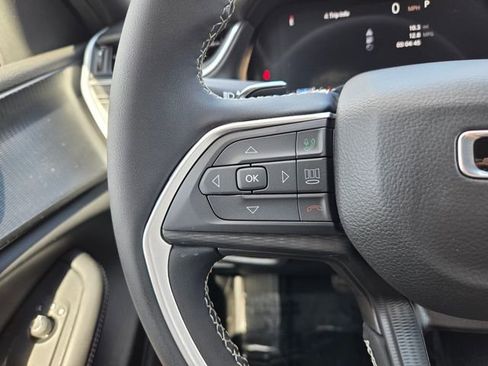 New 2026 Jeep Grand Cherokee L 2WD image 30