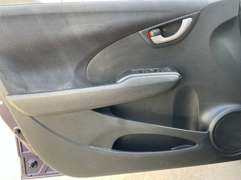 Used 2010 Honda Fit Sport image 16