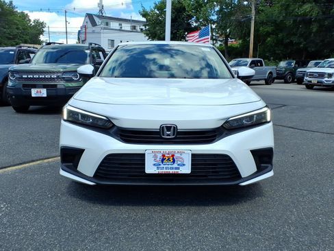 Used 2022 Honda Civic EX image 2