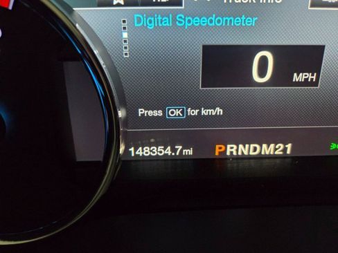 Used 2019 Ford F250 Lariat w/ Lariat Ultimate Package AWD/4WD image 44