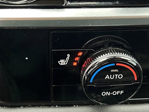 Certified 2022 Nissan Pathfinder SL image 19