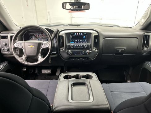 Used 2018 Chevrolet Silverado 1500 LT image 4