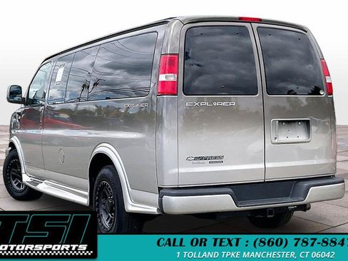 Used 2016 Chevrolet Express 2500 RWD image 13