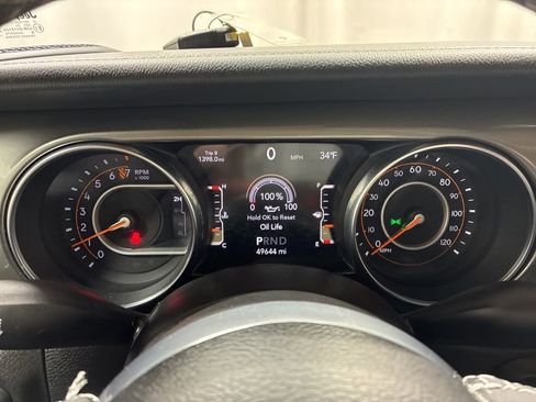 Used 2023 Jeep Gladiator Overland image 14