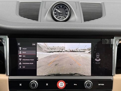 New 2026 Porsche Macan image 27