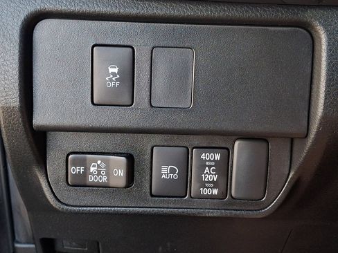 Used 2023 Toyota Tacoma TRD Off-Road AWD/4WD image 26