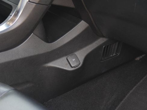 Used 2022 Ford Edge Titanium image 23