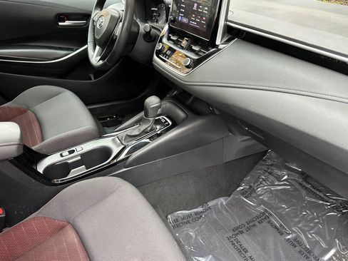 Used 2023 Toyota Corolla SE image 15