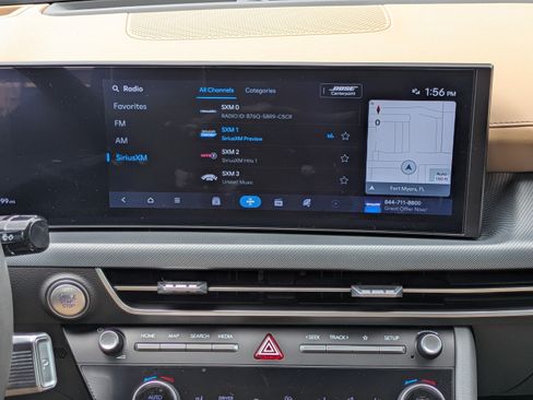 Used 2025 Hyundai Sonata Limited FWD image 18