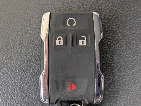 Used 2018 Chevrolet Colorado Z71 AWD/4WD image 31