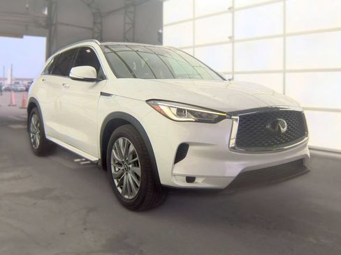 Certified 2023 INFINITI QX50 Luxe FWD image 4