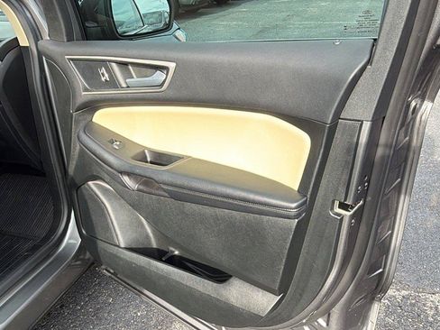 Used 2023 Ford Edge SEL w/ Convenience Package AWD/4WD image 17