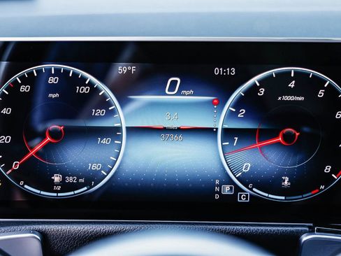 Used 2021 Mercedes-Benz GLB 250 image 22