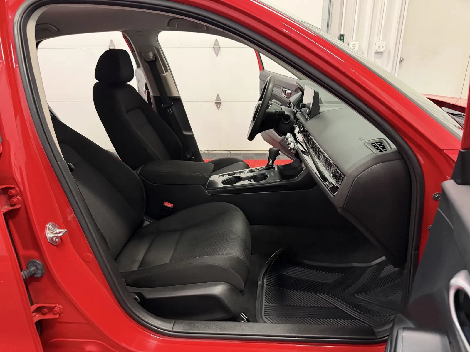 Used 2023 Honda Civic LX image 41