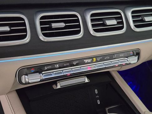 Used 2024 Mercedes-Benz GLE 350 4MATIC image 37