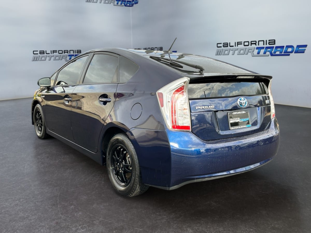 Used 2013 Toyota Prius Four FWD image 7