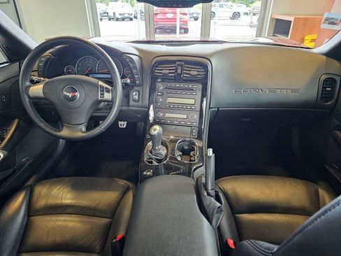 Used 2008 Chevrolet Corvette Coupe w/ Preferred Equipment Group RWD image 16
