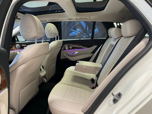 Used 2020 Mercedes-Benz E 450 4MATIC Wagon image 23