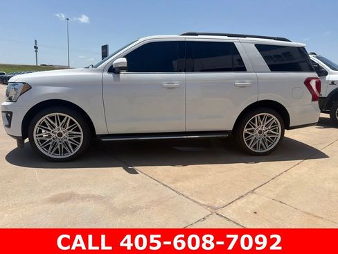 Used 2021 Ford Expedition XLT RWD image 6