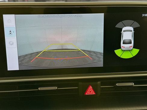 Used 2024 Hyundai Ioniq 6 SE RWD image 22