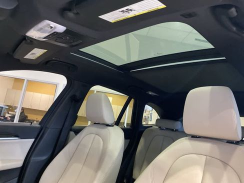 Used 2020 BMW X1 xDrive28i w/ Premium Package image 24
