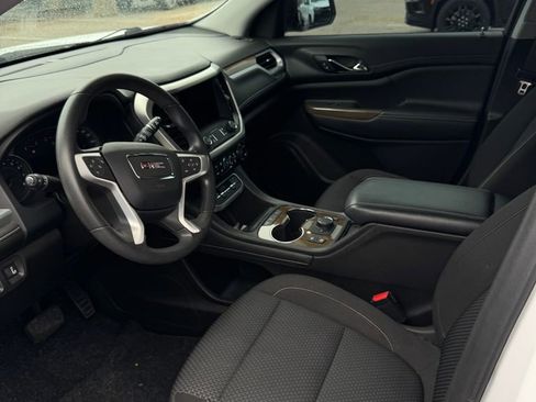 Used 2022 GMC Acadia SLE w/ Driver Convenience Package image 16