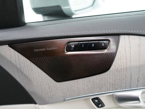Used 2025 Volvo XC90 B6 Ultra w/ Lounge Package AWD/4WD image 63