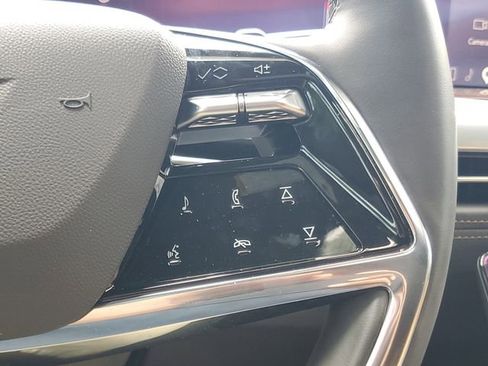 Certified 2025 Cadillac Escalade Premium Luxury image 22