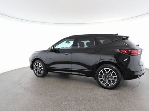 Used 2025 Chevrolet Blazer RS image 9