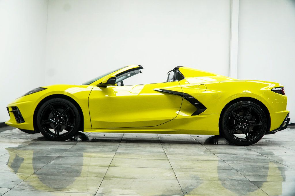 Used 2024 Chevrolet Corvette Stingray Premium Conv w/ 3LT RWD image 15