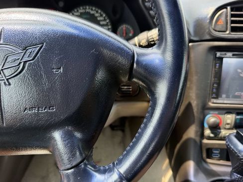 Used 2002 Chevrolet Corvette Convertible w/ Preferred Equipment Group2 RWD image 17