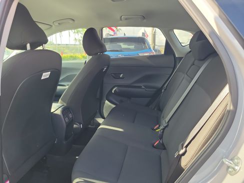Used 2024 Hyundai Kona SEL FWD image 18