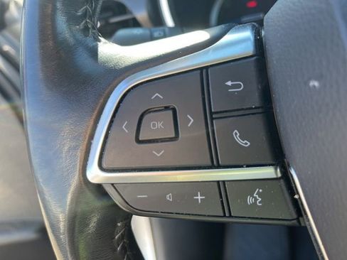 Used 2021 Toyota Highlander XLE image 16