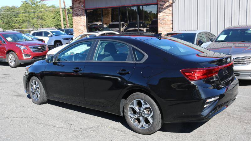 Used 2021 Kia Forte LXS FWD image 5