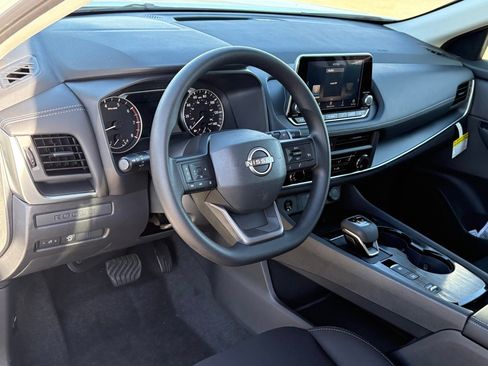 New 2026 Nissan Rogue S image 14