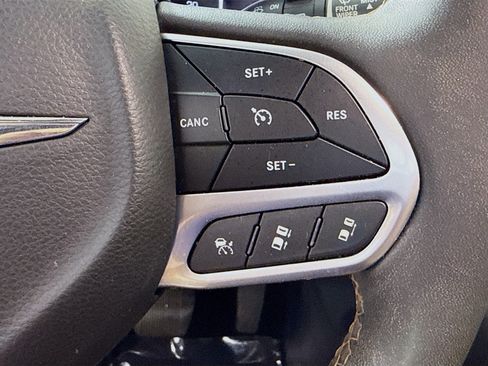 Used 2022 Chrysler Pacifica Pinnacle AWD/4WD image 15