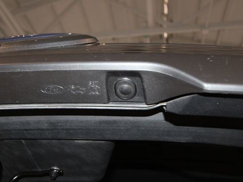 Used 2023 Ford F150 Lightning XLT image 40