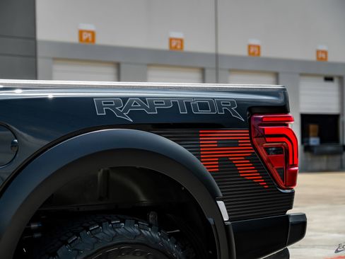 Used 2025 Ford F150 Raptor w/ Equipment Group 803A Raptor R image 35