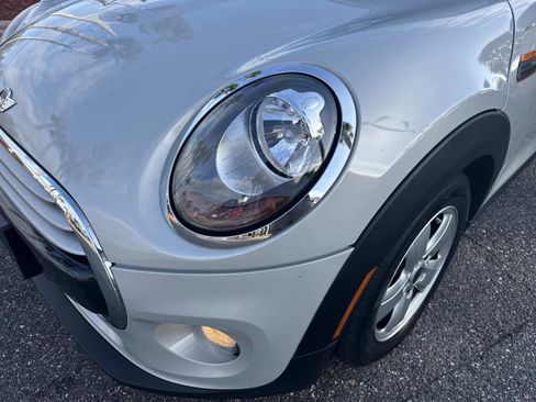 Used 2014 MINI Cooper 2-Door Hardtop image 9