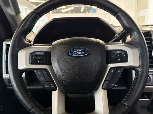 Used 2019 Ford F250 Lariat w/ Lariat Ultimate Package image 25