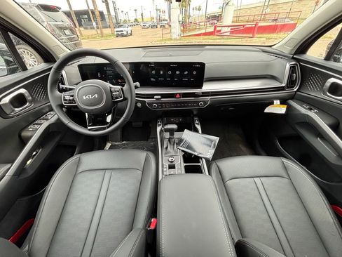 New 2025 Kia Sorento S FWD image 13