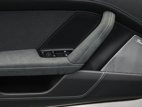 Used 2025 Porsche 911 Targa 4 GTS image 66