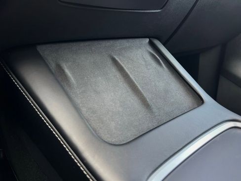 Used 2021 Tesla Model Y Long Range image 55