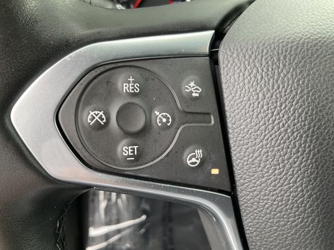 Used 2023 Chevrolet Traverse Premier w/ Redline Edition AWD/4WD image 37