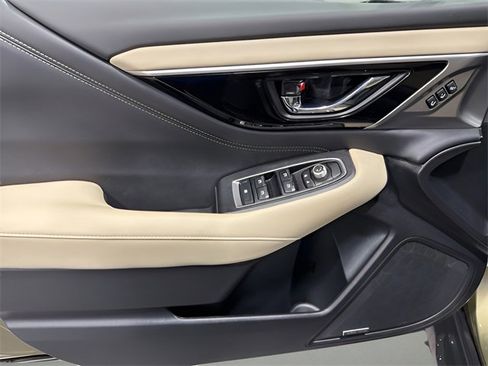 Certified 2022 Subaru Outback Limited image 9